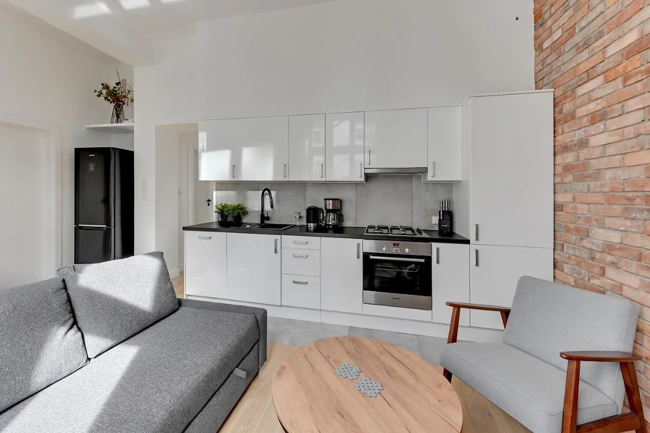 Grand Apartments - Two Bedroom, 6 Person City Center Apartment Sopot 0*,  Poland